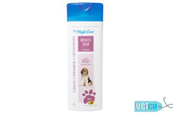 Four Paws Magic Coat Reduces Odor Dog Shampoo, 473 ml